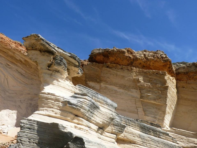  Montana Lisa avec ciel bleu en arrière-plan